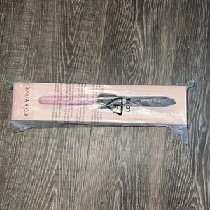 Limited Edition Rose Gold 25mm Curling Wand —Brand in box & plastic - good gift foxybae | Accessories | Limited Edition Rose Gold 25mm  main image 4